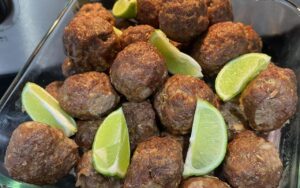 7 Maneiras de Como Fazer Bolinho de Carne Moída de Feira Irresistível